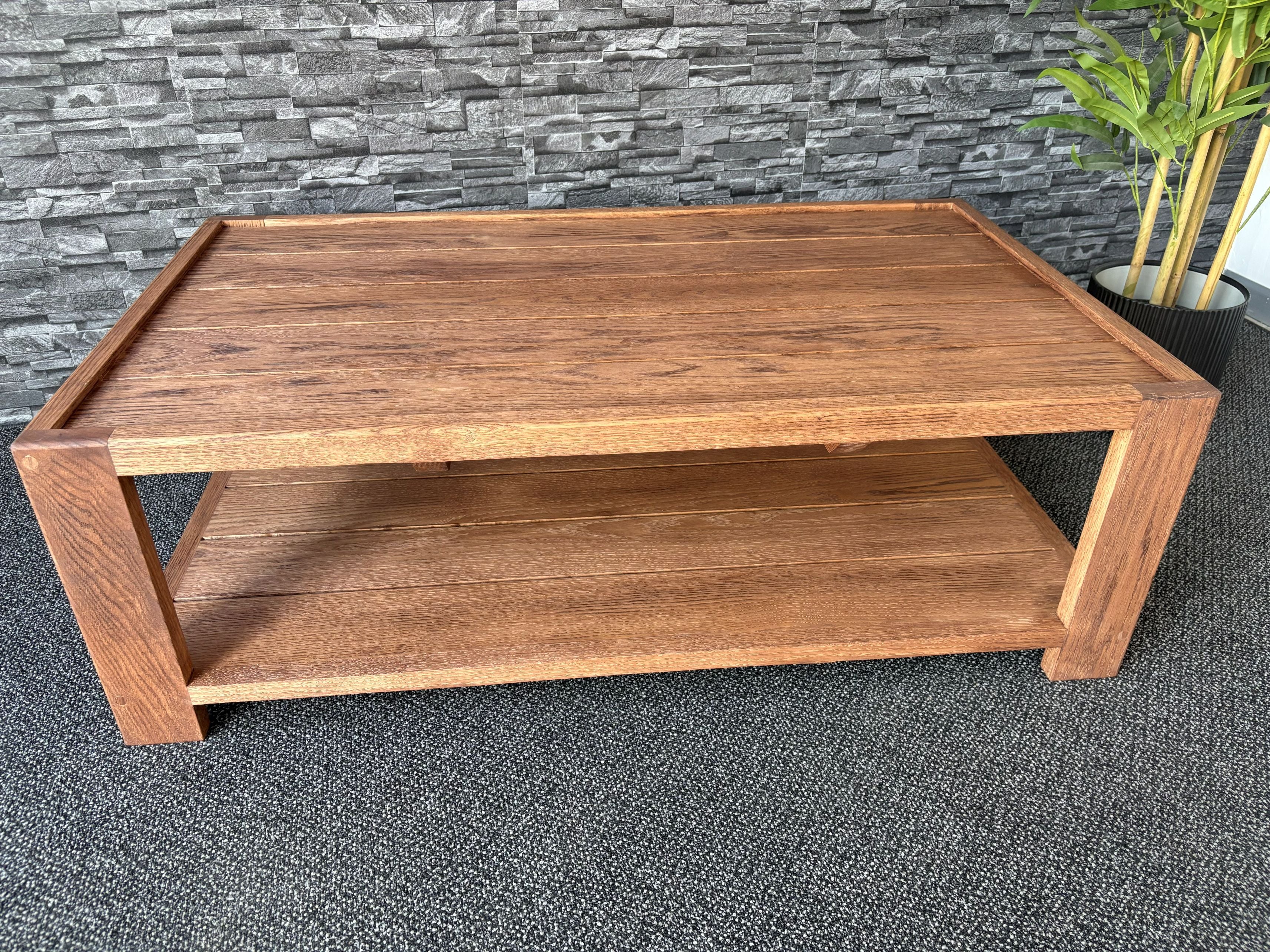 Velorra Coffee Table, additional view of the Red Oak grain
